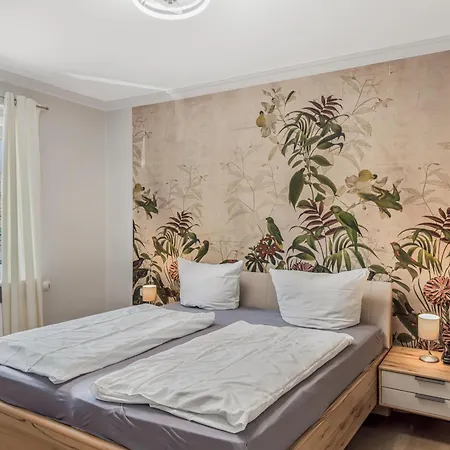 Objekt-nr 62 - - Kaiserallee * Lübeck